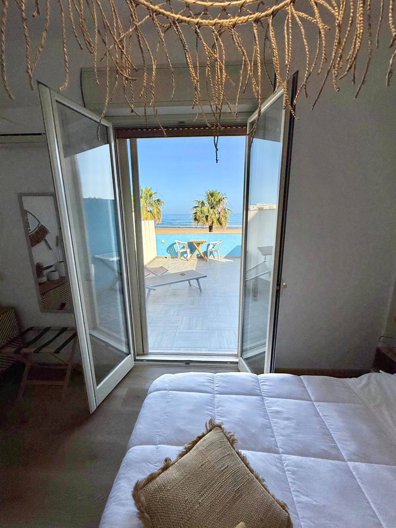 포쟐로 Terrazze Sul Mare B&B 외부 사진
